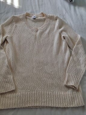 Old Navy Cream Scoopneck Lightweight Knit Sweater